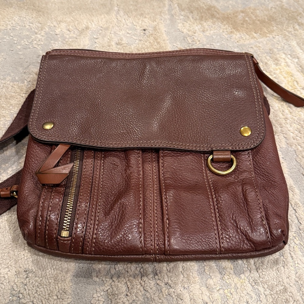 Fossil Morgan Traveler messenger bag brown pebbled leather with gold crossbody - Picture 3 of 14